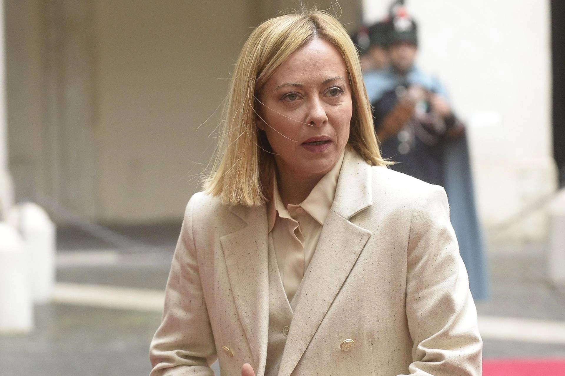 Giorgia Meloni Avverte Sugli E