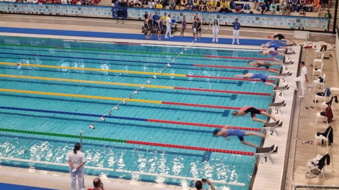 Grande Raduno Di Nuoto A Napol