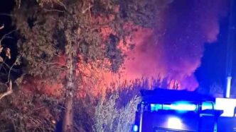 Incendio Al Campo Rom Di Tivol