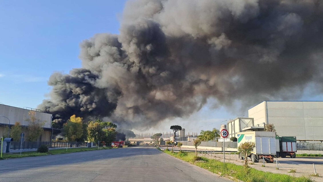 Incendio Nell27Area Industriale