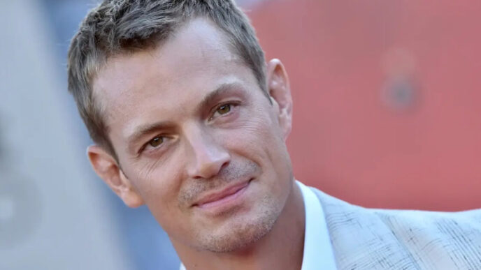 Joel Kinnaman Entra Nel Cast D