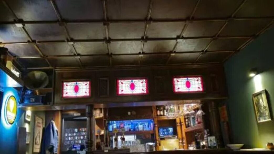 L27Aquila2C Chiude Il Corner Pub
