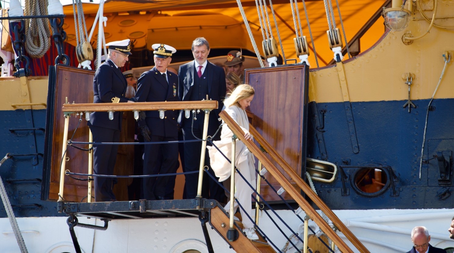 L27Amerigo Vespucci Approda A O