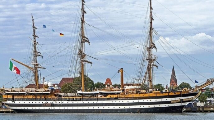 La Nave Scuola Amerigo Vespucc 1