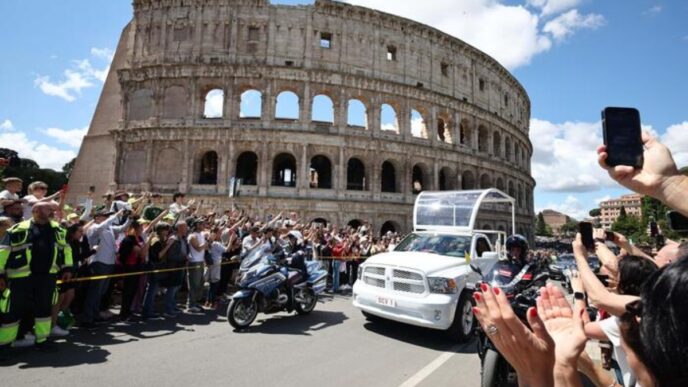 La Papamobile Usata Per Il Cor