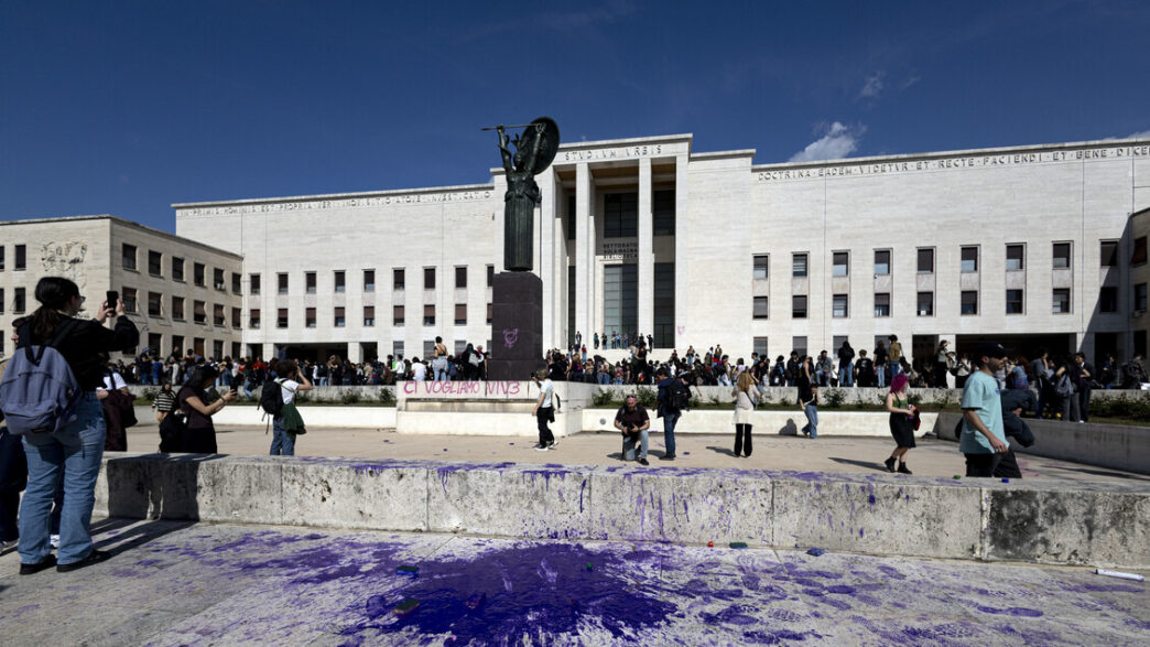 La Sapienza Di Roma Sospende L