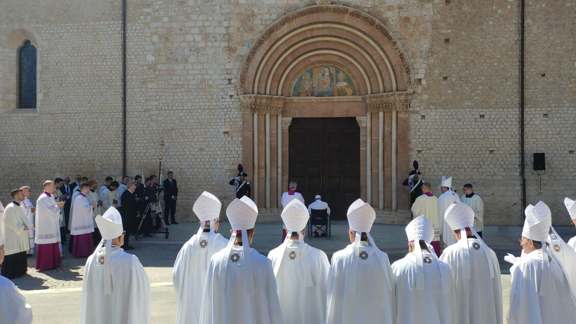 La Scomparsa Di Papa Francesco