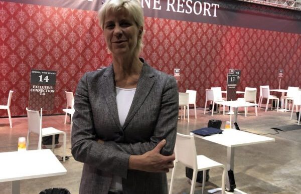 Maria Elena Rossi Lascia L27Eni