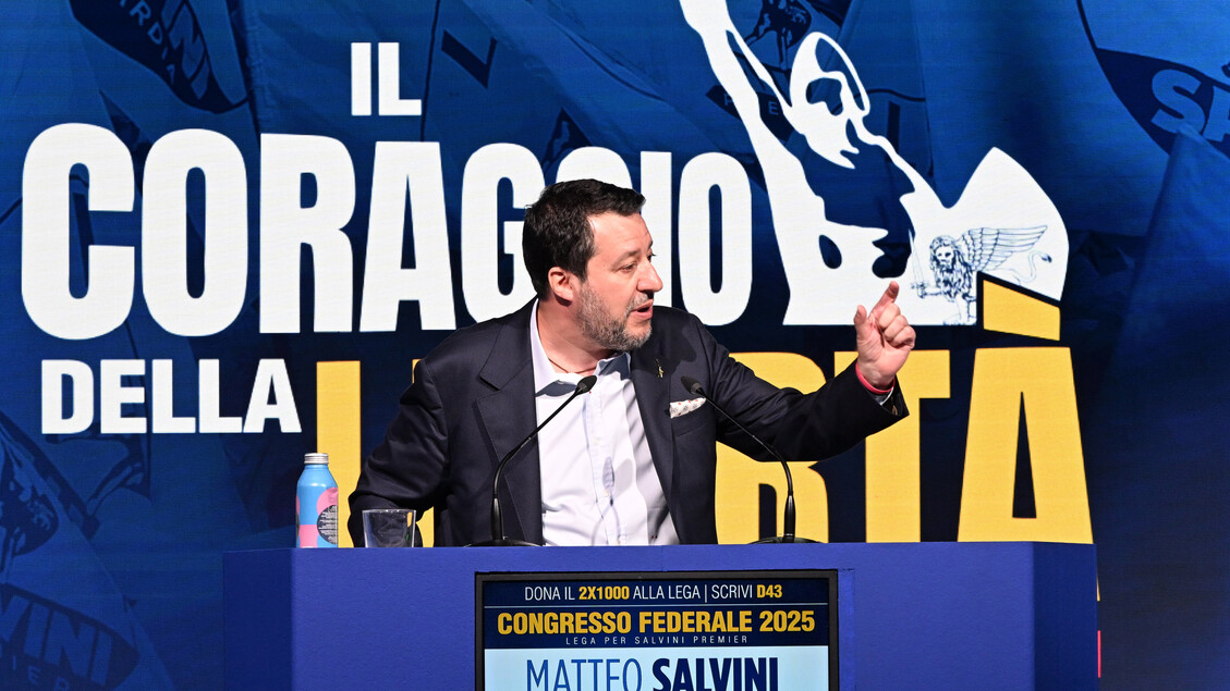 Matteo Salvini Lancia Un Messa