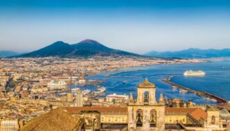 Napoli E Il Turismo3A Il Dibatt