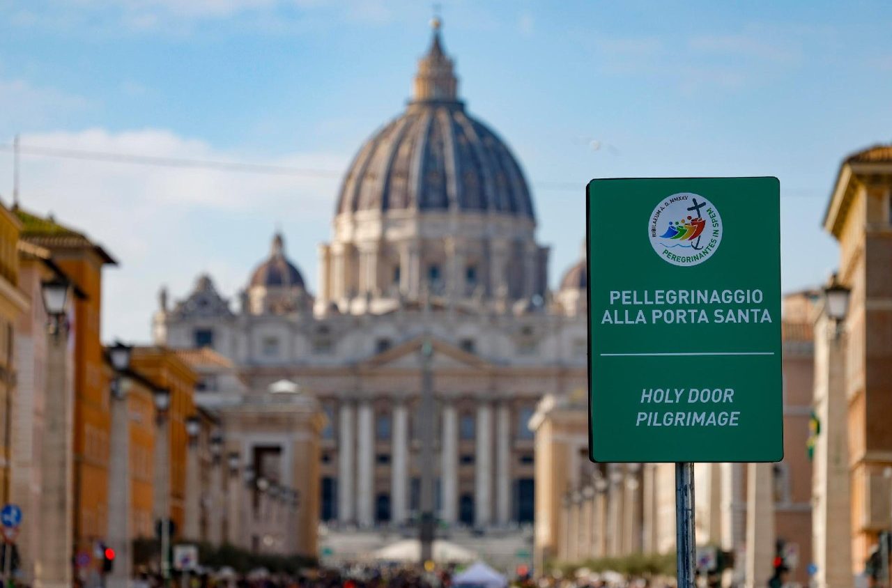 Papa Francesco Invita Alla Pac