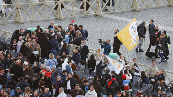 Prime Centinaia Di Fedeli A Pi