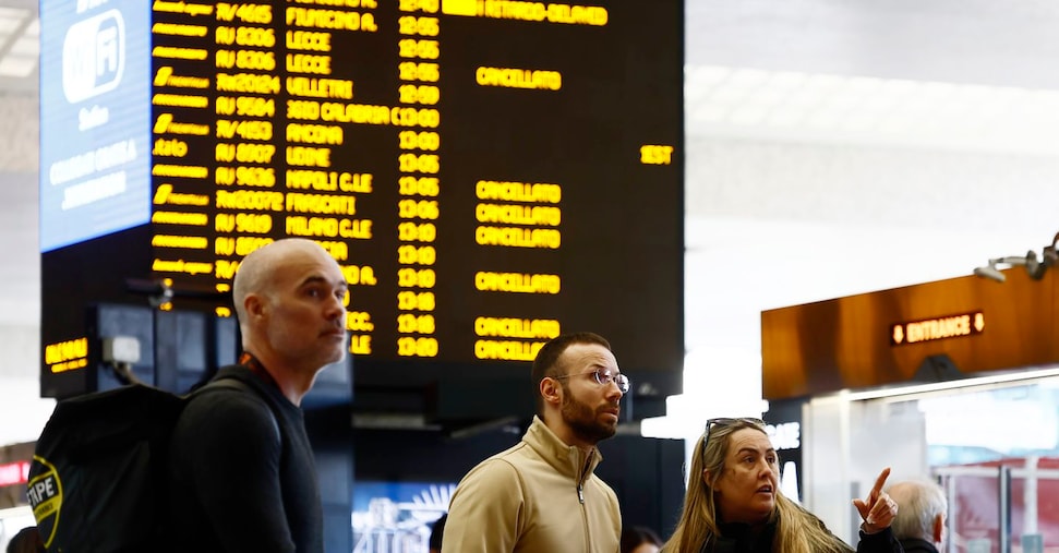 Proteste Nel Trasporto Aereo E