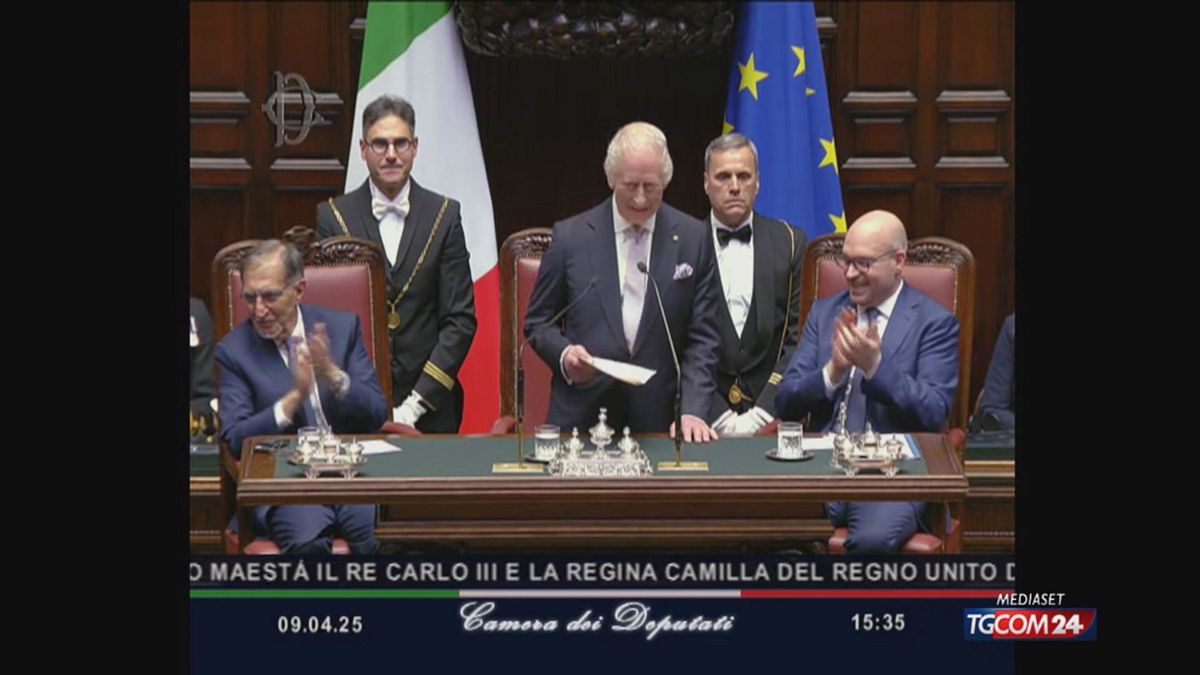 Re Carlo Iii Sottolinea Le28099Unit
