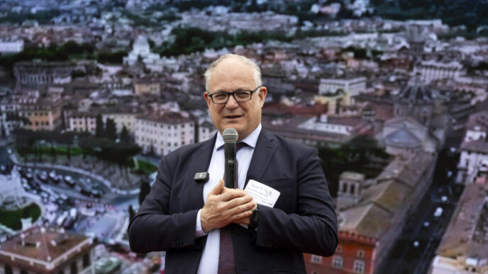 Roma Commemora Le Vittime Dell