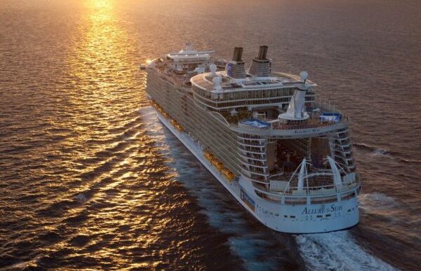 Royal Caribbean E Trenitalia P