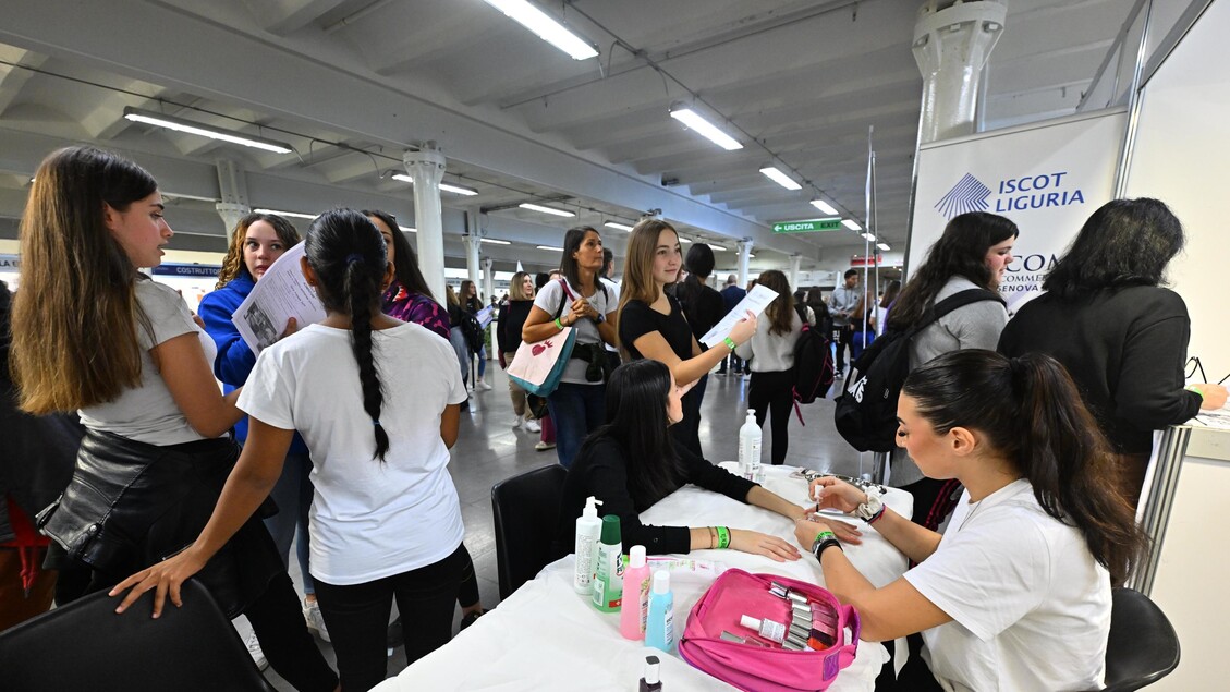 Salone 27Orientamenti273A Une28099Oppo