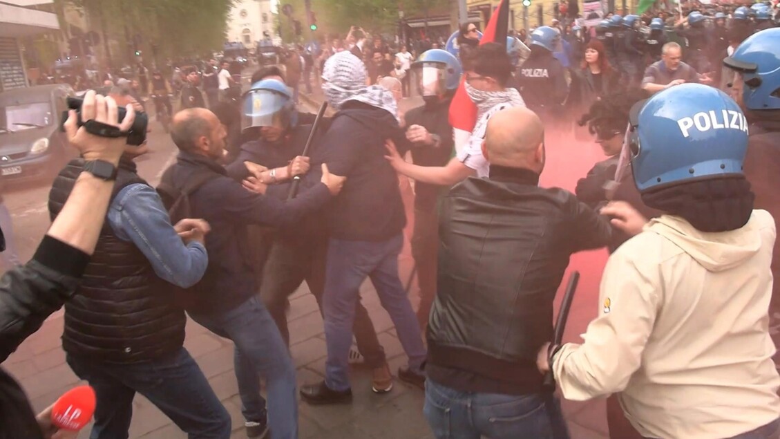 Sei Denunciati A Milano Per Di