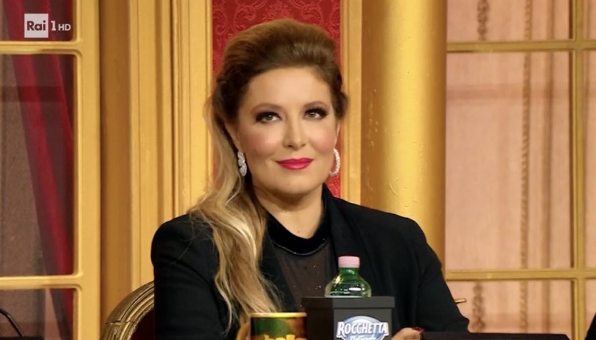 Selvaggia Lucarelli Annuncia I