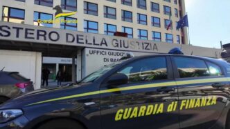 Sequestri Milionari A Bari3A Co