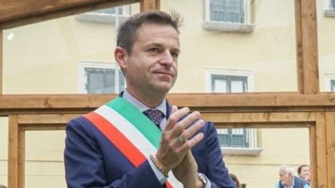 Sorrento Accelera Tra Vela Int