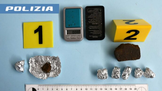 Spaccio Di Droga Sulla Costa F