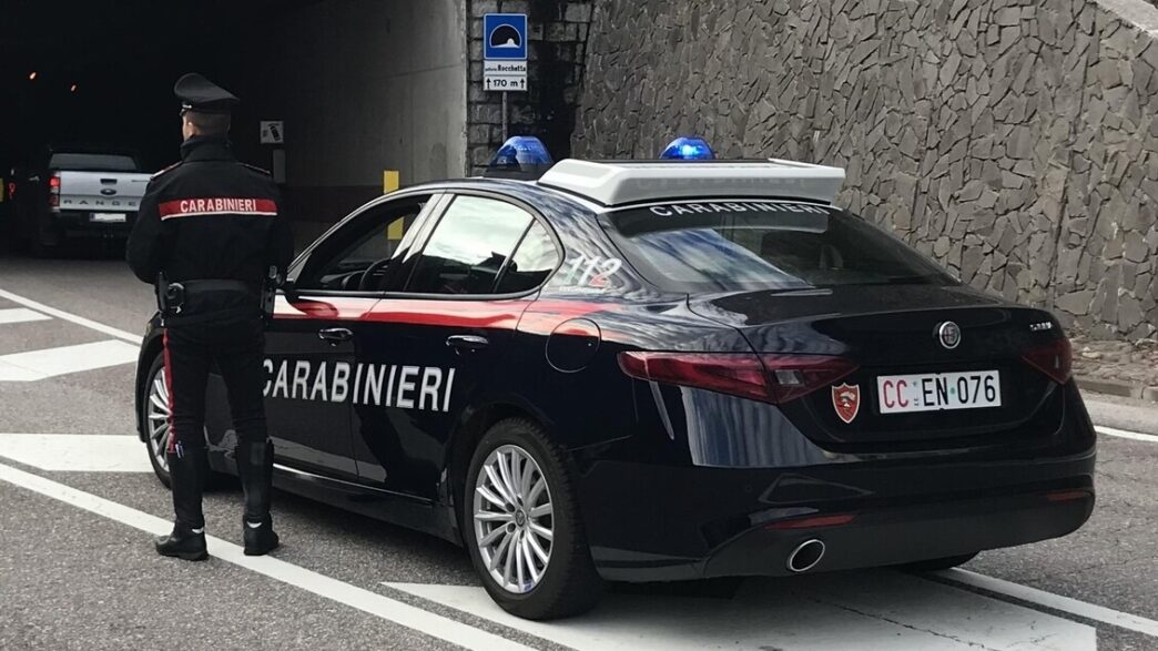 Tentato Omicidio E Rapina A Tr