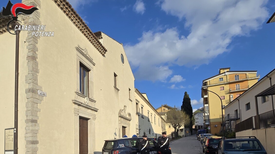Tre Giovani Arrestati Per Furt
