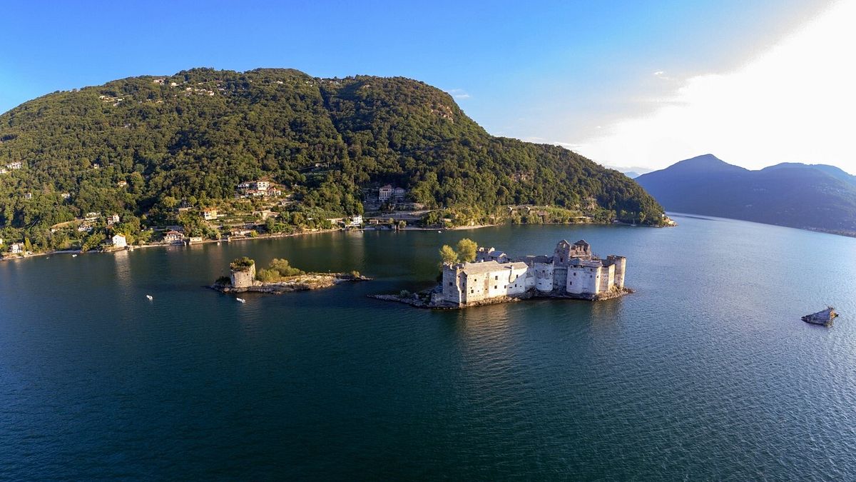 Trekking E Ciclismo Tra I Lagh