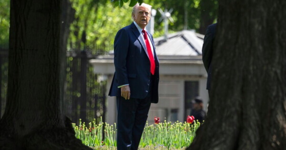 Trump E La Diplomazia Fantasma