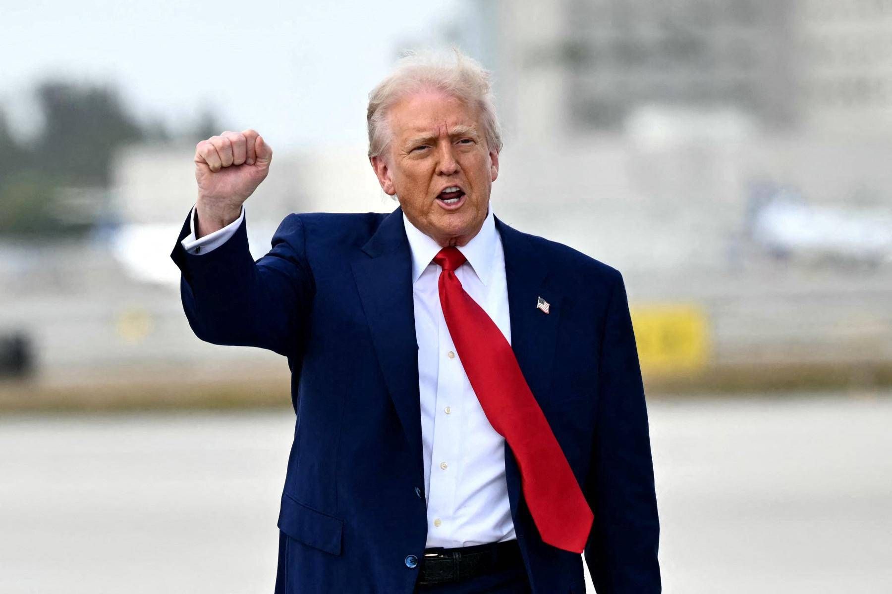 Trump Scommette Su Dazi E Inve