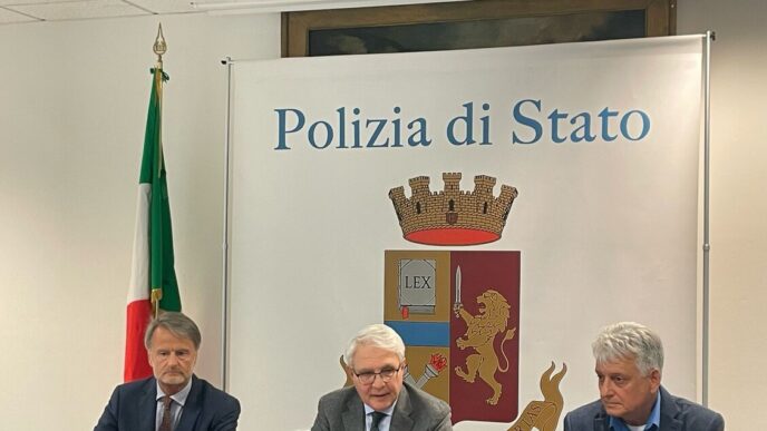 Uomo Agli Arresti Domiciliari 1