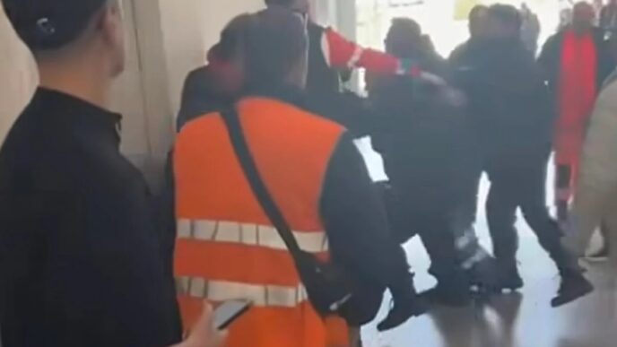 Violenta Rissa All27Ospedale De