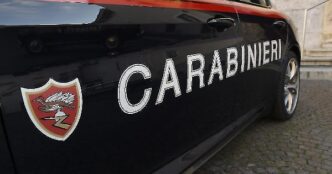 Volontario Della Croce Rossa A
