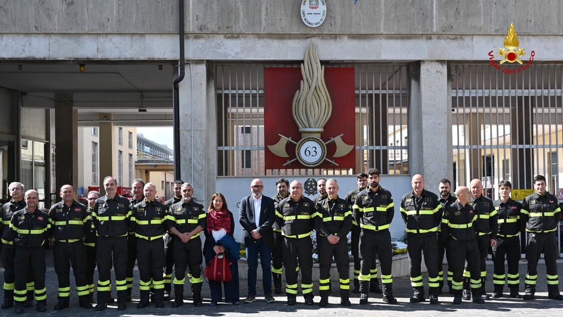 Consegnata Ai Vigili Del Fuoco