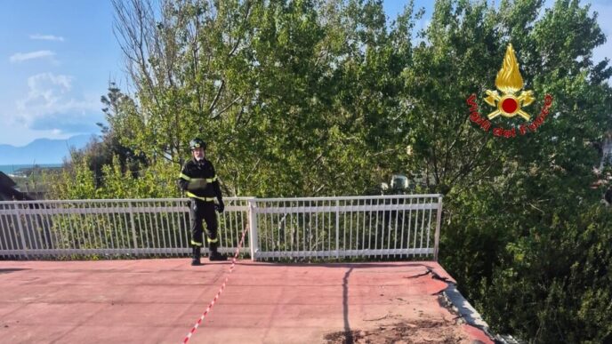 Crollo Del Muro Del Terrazzo A