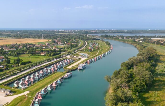 Il Glamping Galleggiante Sul F