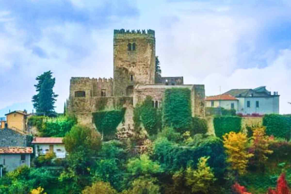 torre cajetani e le sue bellezze