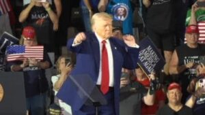Trump Celebra Primi 100 Giorni Del Secondo Mandato Con Attacchi Ai Giudici E Promesse Economiche In Michigan