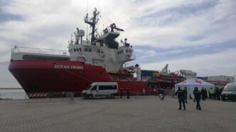 108 Migranti Sbarcano Nel Port