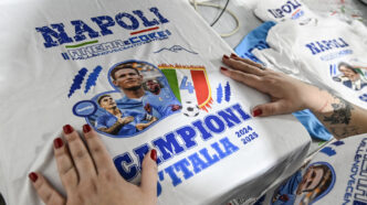 A Napoli Nascono Le Magliette