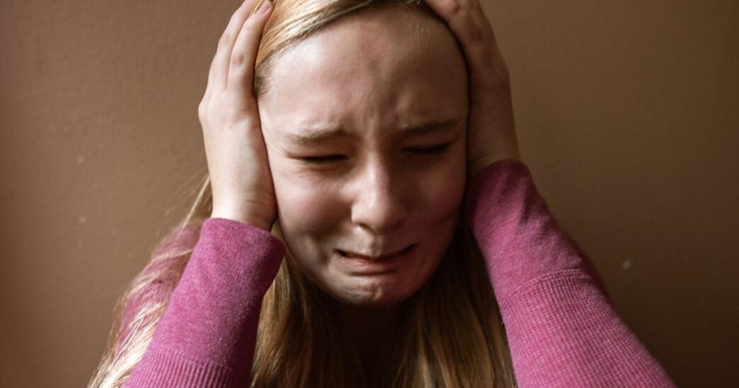 A Torino Una Ragazza Di 14 Ann