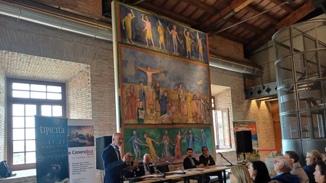 A Ancona Torna Tipicitc3A0 In Blu