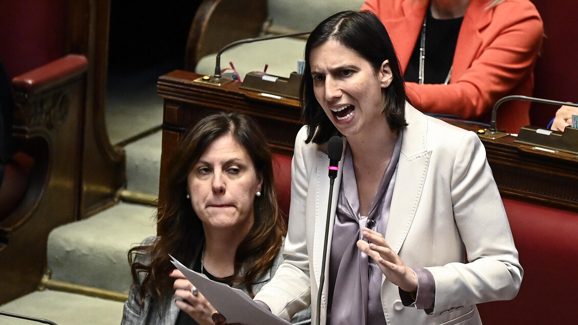 A Gaza Fame E Violenza Denunci