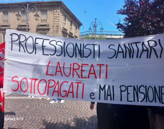 A Pescara Corteo E Presidio Pe