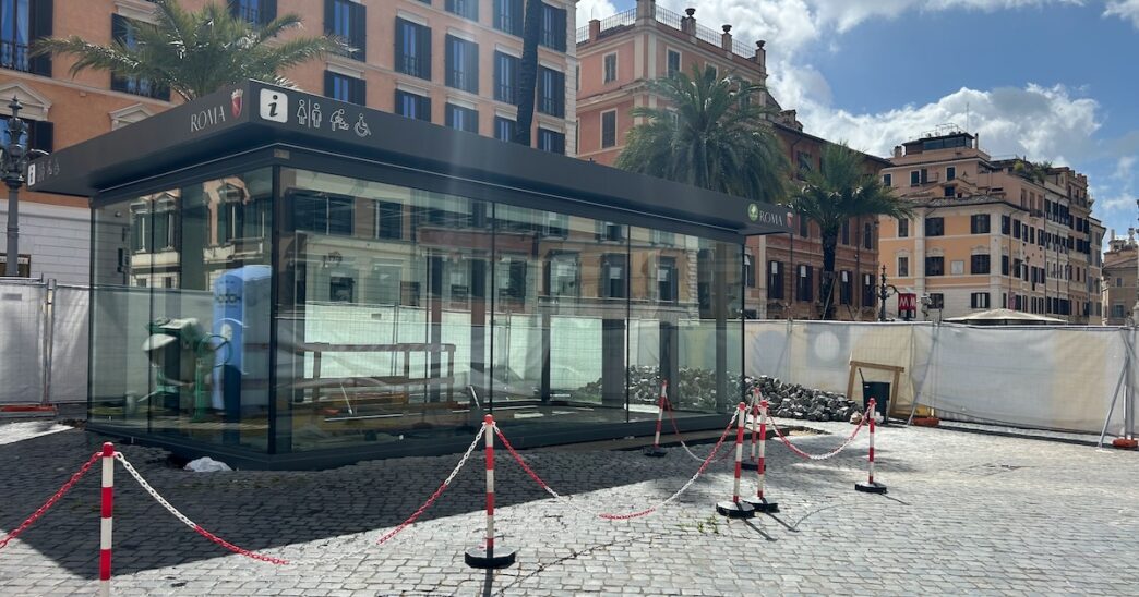 A Roma Polemica Per Il Nuovo C
