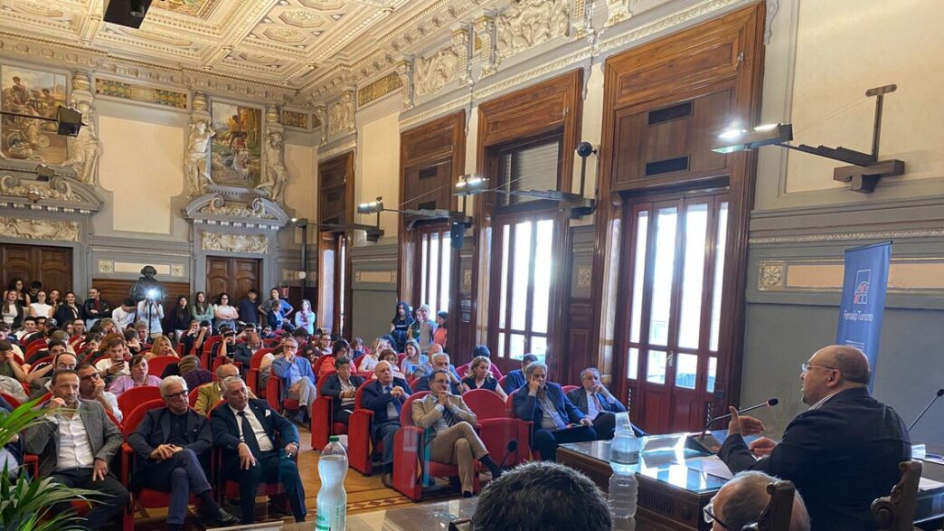 A Salerno La Terza Edizione De 1
