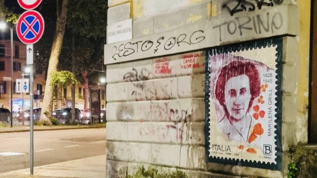 A Torino Une28099Iniziativa Di Casa