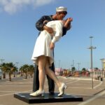 Accordo Per La Statua Del Bacio A Civitavecchia, 60Mila Euro Stanziati Per Tre Anni In Porto