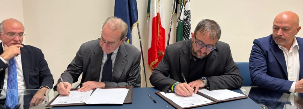 Accordo Tra Comune Delle28099Aquila
